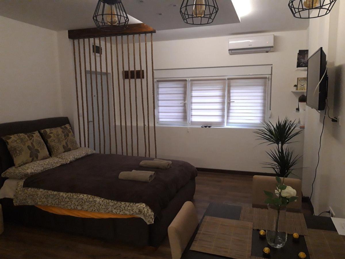 Vilovski Belgrade Extérieur photo